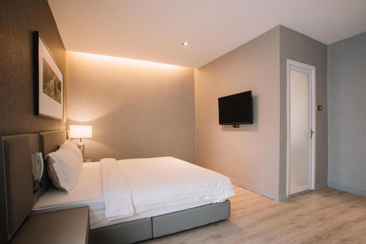 סיברג'איה De Cyber Boutique Hotel מראה חיצוני תמונה