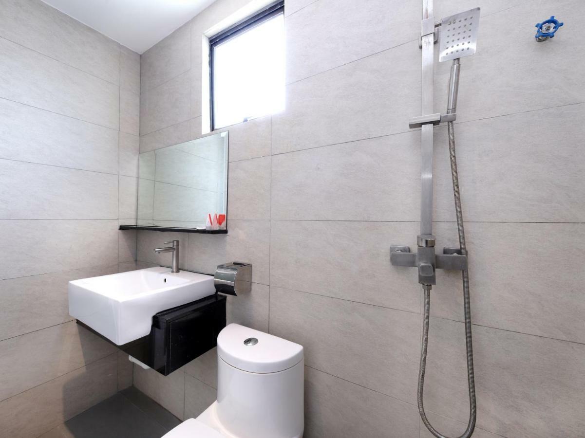 סיברג'איה De Cyber Boutique Hotel מראה חיצוני תמונה